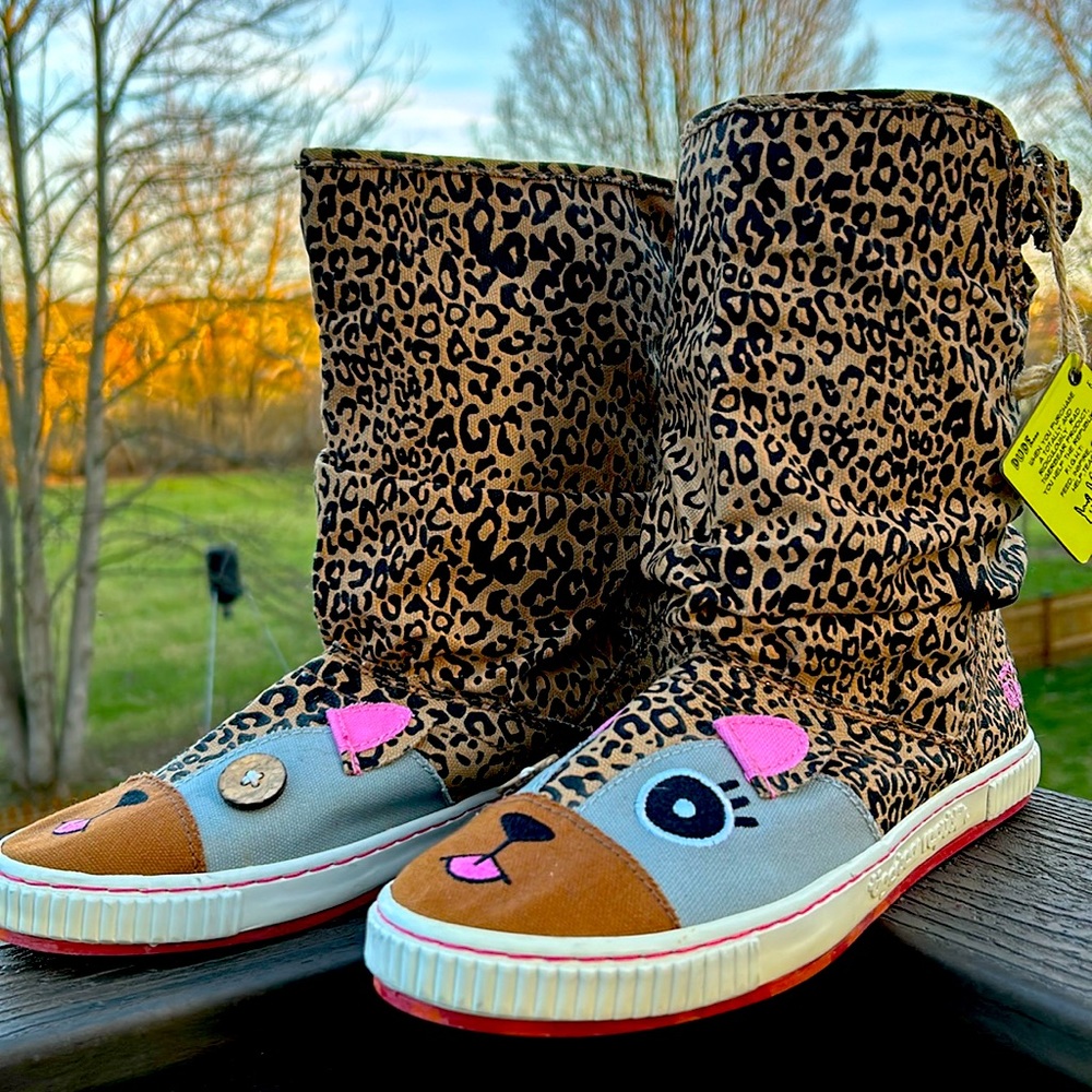 NWT Tigerbear Republik High Top Sneaker Size 91/2